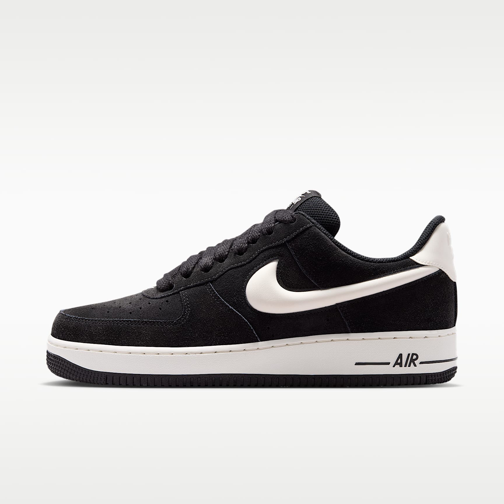 Nike Air Force 1 '07 LV8 Erkek Ayakkabısı. Nike TR